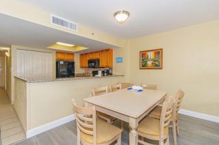 Oceanfront 3 Bedroom Condo! Sleeps 10 Guests! Compass Cove Mariner Tower 1216 - Myrtle Beach - 1