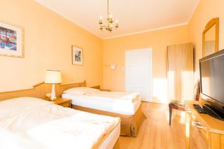 Linden-Charm Apartments - 7