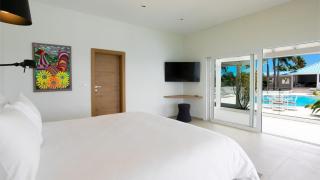 Luxurious 5BR Villa With Panoramic View - Les Terres Basses - 2