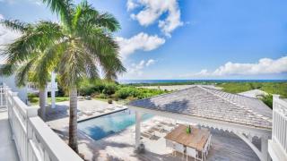 Stunning 6BR Villa Near Longue Bay Beach - 8