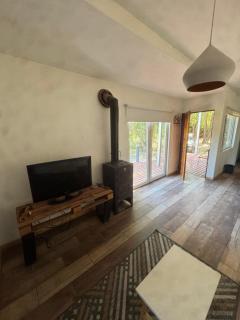Casita Container al rio y a 30 min del Mar! - Viedma - 9