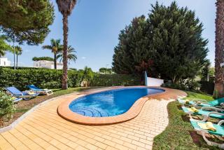Located in an exclusive residential area of Vilamoura - Quarteira - 5