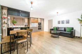 Charming 3BR Duplex in Wembley, 5 Minutes to Tube - Brent - 8