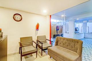 Hotel O SS Skyline - Shamshabad - 3