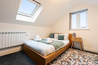 Modern & cosy 2BR apartment w Balcony & Netflix - Oxford - 5