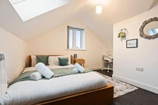 Modern & cosy 2BR apartment w Balcony & Netflix - Oxford - 4