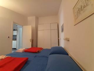 Lovely Apartment close to the Jezevac Beach - Krk - 6