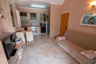 Apartments Keko - Banjol - 6