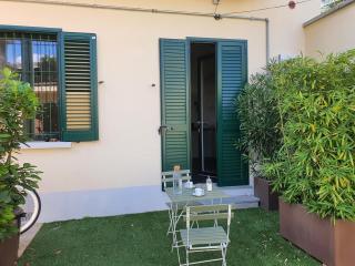 Room - Garden - private bathroom - Turin - 8