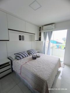 Suíte privativa nos Ingleses em apartamento compartilhado - Florianópolis - 0