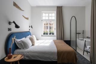 Pavilion Boutique Hotel - 9