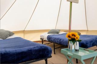 Duke Travel Official TT Glamping - Douglas - 0