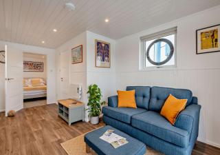 Sutton View - 4