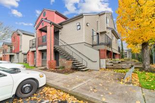 Furnished Cozy Retreat Minutes from Autzen Stadium - 4