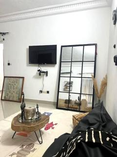 3 pièces moderne africain à 2min de la plage, à Fidjrosse - 6