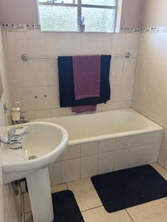 Amza's - Newcastle - 4