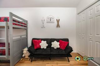 The Swirling Bird - 6