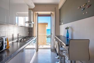 Window on the Sea - Salerno - 6