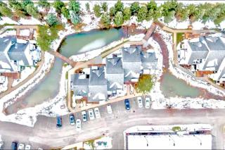 Ski in Ski Out 2 Bedroom, 2 level chalet with Hot Tub - 2