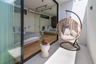 Modern 2-Bedroom Private Villa Featuring a Private Pool - Badung - 6