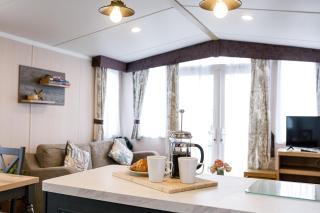 2Bed Whitley Bay Home - Free Parking, Close to beach & St Mary's Lighthouse - 3