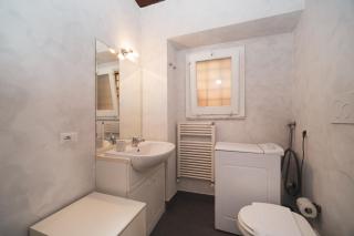 Trevi Fountain by BuddyRent - 1