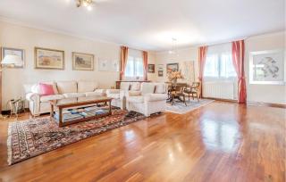 5 Bedroom Awesome Home In Reus - Reus - 8