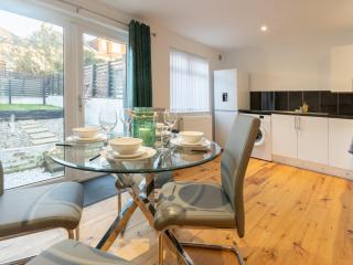 Cosy flat in Leigh - Pass the Keys - 1