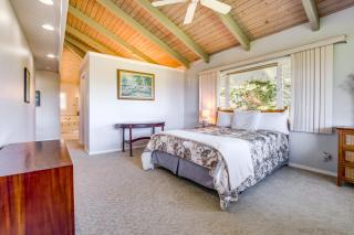 Honomu Home with Screened Lanai and Ocean Views! - Pepeekeo - 1