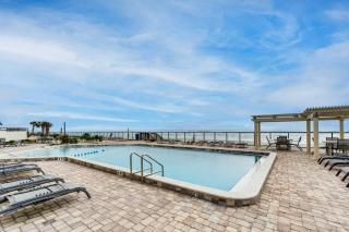 Daytona Beach Shores Condo with Oceanfront Pool! - Daytona Beach Shores - 9