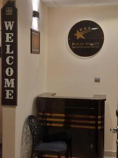 Four Stars HOSTEL - Dubai - 0