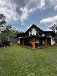 Casita en la finca Los Bambú - - 0