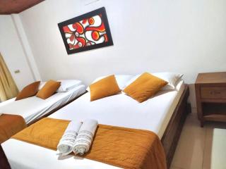 Hospedaje Casa Silvana - 0