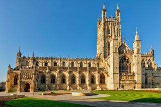 Modern Apartment Steps from Gloucester Quays - 2