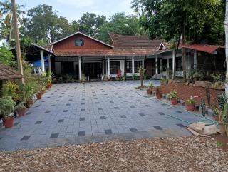 PATTERI TRANQUILITY Homestay - Haripād - 4