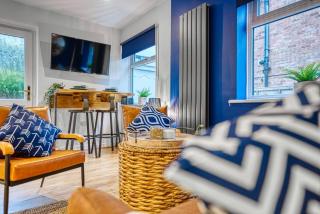 Dudley-5 beds-Contractors-parking-long stay! - 5