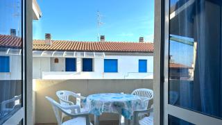 Trilocale con terrazzino a 30mt dal mare di Fano - F005 - Marotta - 8