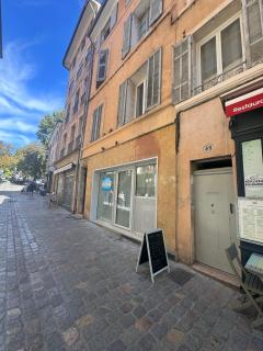 artist plein centre ville historique - 1