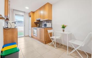 3 Bedroom Lovely Apartment In La Ràpita - Sant Carles de la Ràpita - 5