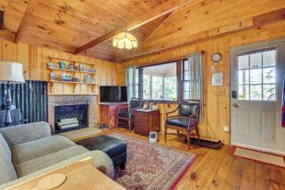 Camp Crescendo Rustic Waterboro Cabin By Lake - 8