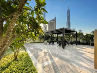 Classy Downtown Bliss with Dubai Mall Access - 8