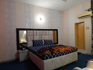 The Moonlight Guest House LHR - Lahore - 5