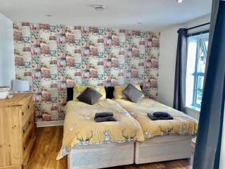 The Royal Oak Cottages - Hunmanby - 2