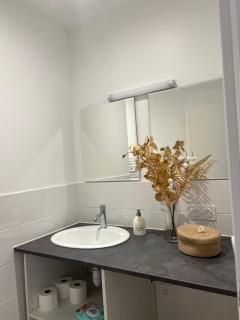 Appartement moderne et spacieux avec terrasse privée 1 - Carbon-Blanc - 2