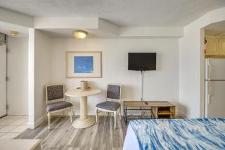 Steps to Daytona Beach Studio with Resort Amenities - Daytona Beach - 1