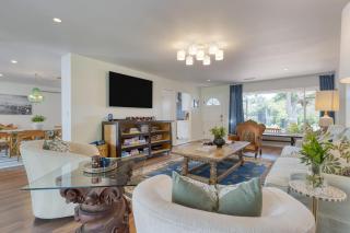 Hummingbird Haven by AvantStay Dog-Friendly Near the Beach Huge YardHot Tub - 1