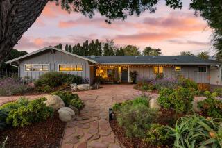 Hummingbird Haven by AvantStay Dog-Friendly Near the Beach Huge YardHot Tub - Santa Barbara - 3