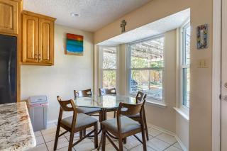 Cozy 3BR Retreat with Outdoor Dining & BBQ Grill - Pflugerville - 8