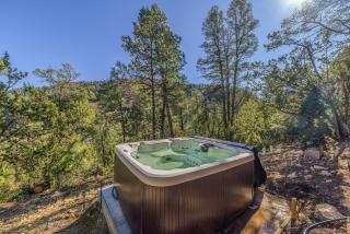 Mountain-View Cabin with Hot Tub in Ruidoso! - Ruidoso - 9