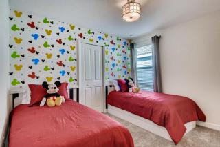 Enchanted Poolside Villa Luxury & Fun Await! - 1552 MC - Davenport - 8